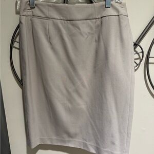 Stylish Calvin Klein Khaki Colored Pencil Skirt